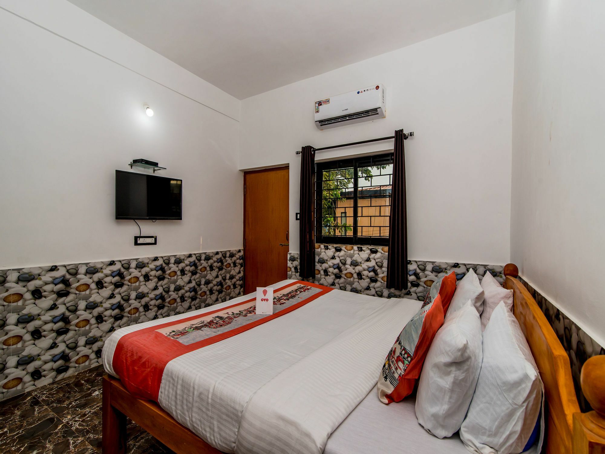 Oyo 10809 Hotel Tushar Inn Baga Ngoại thất bức ảnh